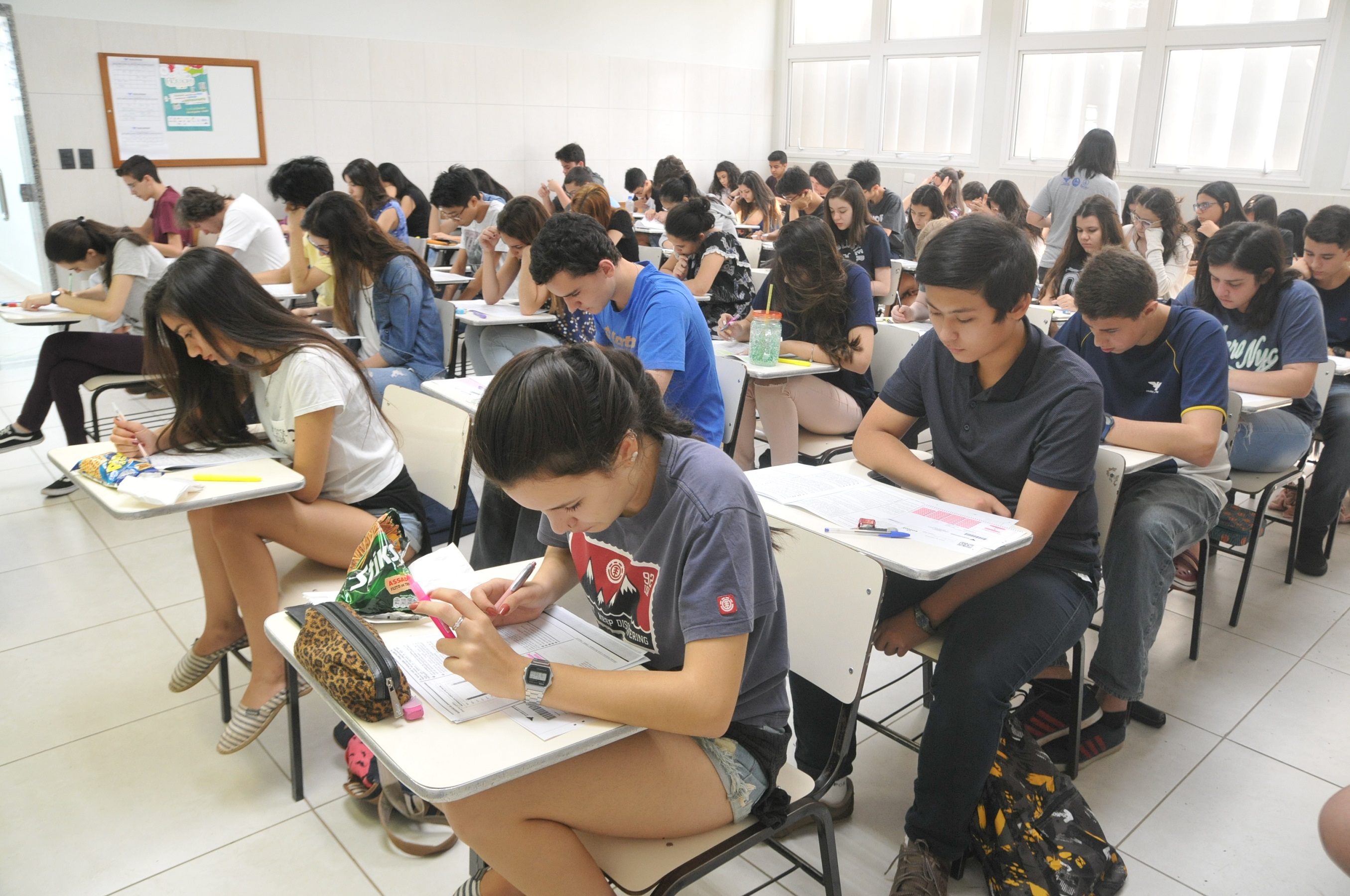 Colégio Londrinense vai premiar estudantes com bolsas de estudo