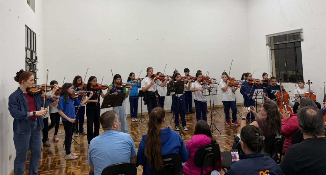Projeto ‘Orquestrando o Futuro - Oficinas e Concertos - 3ª edição’ promove aula aberta no Museu de Arte de Londrina